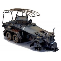 Italeri Blindado alemán Sd. Kfz. 232. 6 ruedas 1/35 