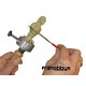 Tornillo de mano universal