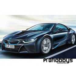 Coche BMW i8 1:24 Revell