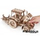 Tractor Belarus 82.3 con Arado EWA