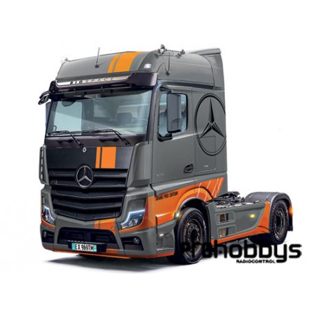 Camión MAN TGX XXL D38. Escala 1:24 Italeri