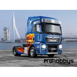 Camión MAN TGX XXL D38. Escala 1:24