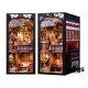 Book Nook Train Mytery Case (8338 piezas) Cutebee